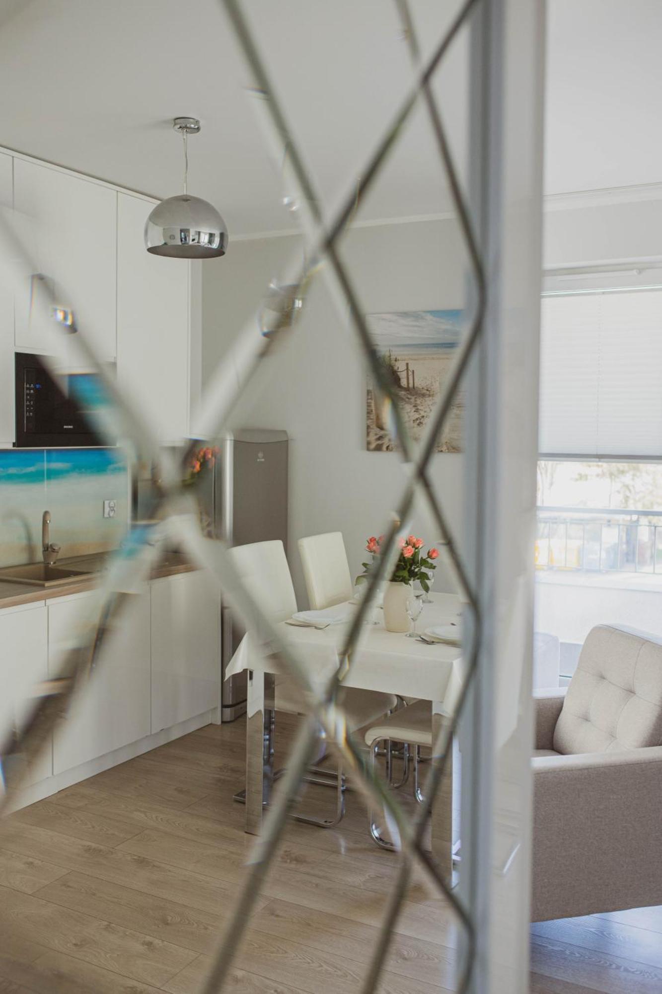 Sandland - Rezydencja Ustronie Morskie - Apartamenty Kültér fotó